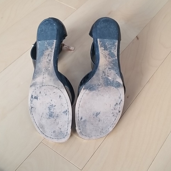 Black and gold ankle sandals - Picture 5 of 5